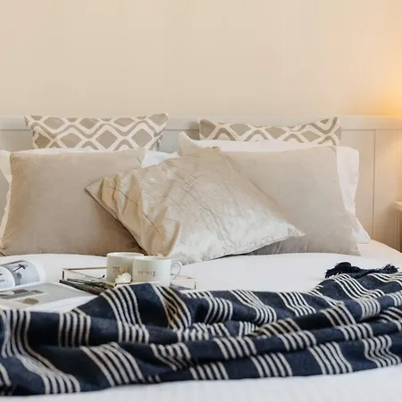 The Townhouse By Loft Affair Aparthotel