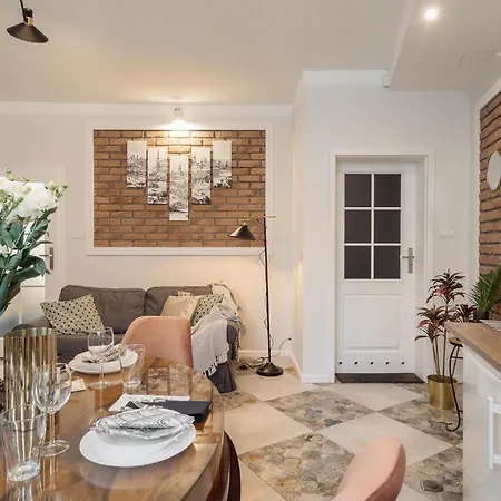 The Townhouse By Loft Affair Aparthotel 3*