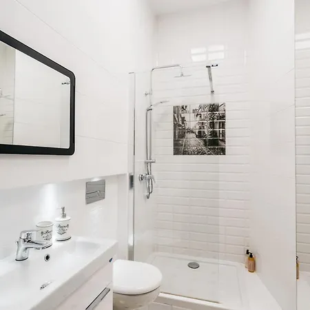 The Townhouse By Loft Affair Aparthotel