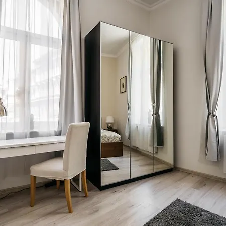 The Townhouse By Loft Affair 3*