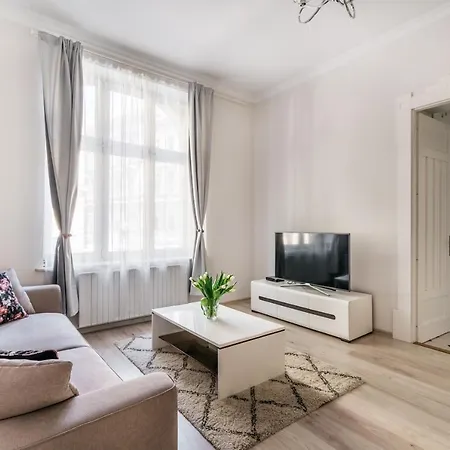 Apartahotel The Townhouse By Loft Affair 3*